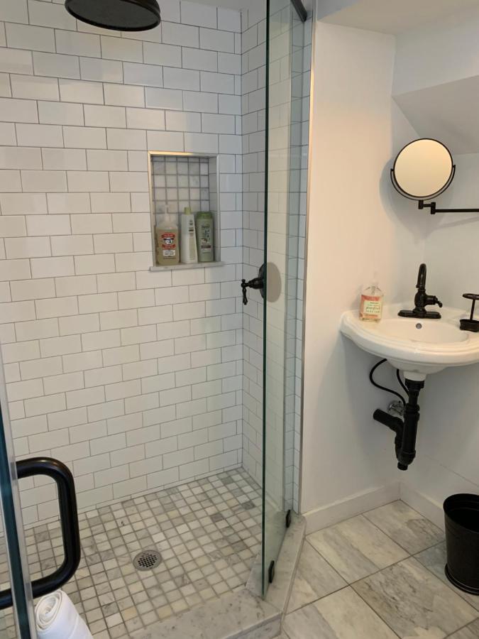 هيانيس بورت Sea Street Inn المظهر الخارجي الصورة