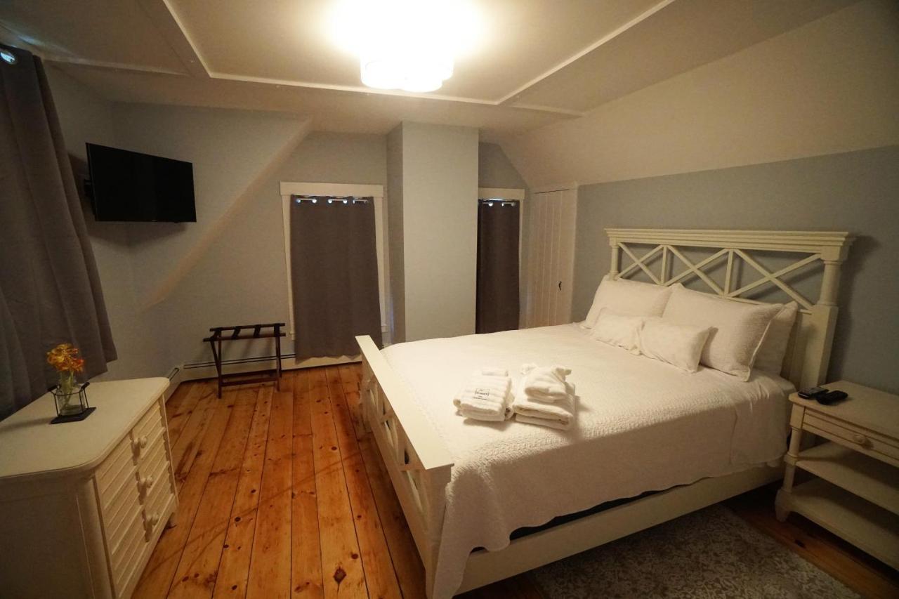 هيانيس بورت Sea Street Inn المظهر الخارجي الصورة
